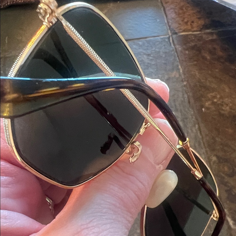 Ray-Ban Gold Frame Sunglasses with Black Lenses - Picture 7 of 9